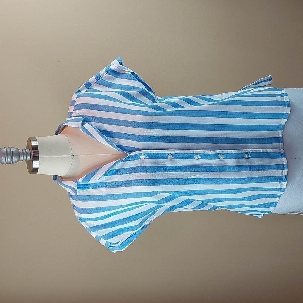 Old Navy women's 50% cotton 50% rayon blouse